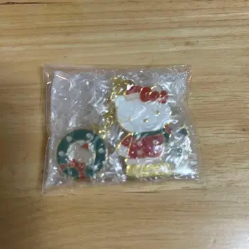 데아고스티니 키티 브로치