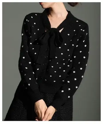 사와라모드 도트 무늬 리본 타이 긴팔 니트 새상품