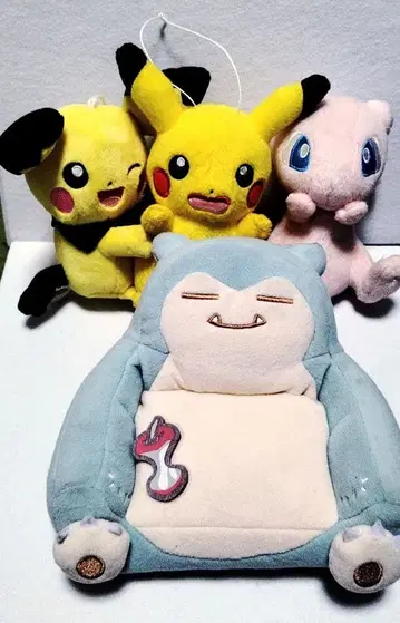포켓몬 센터 한정판 카비곤 등 초기 포켓몬 봉제 인형 세트