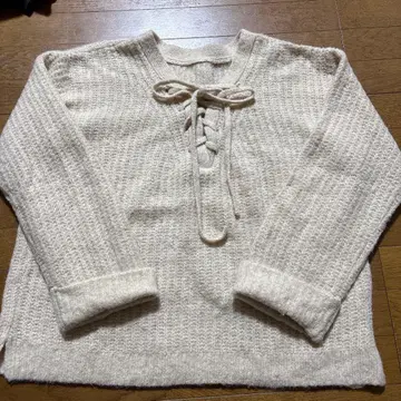 LOWRYS FARM 니트 스웨터