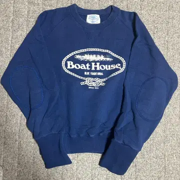 보트 하우스 캡틴 산타 트레이닝복