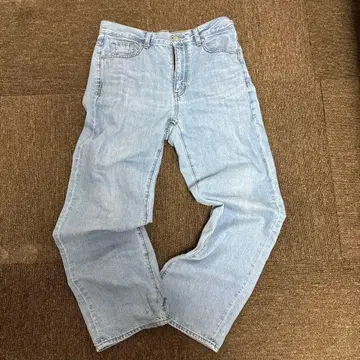 라이트 블루 스트레이트 데님 와이드 레그 팬츠