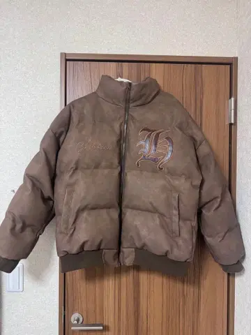 SKATE PARK 브라운 다운 자켓 M