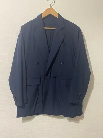 어덜트 오리엔티드 로브스 AOR 셋업 시어서커 자켓 팬츠