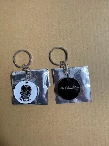 The Birthday 키링 세트