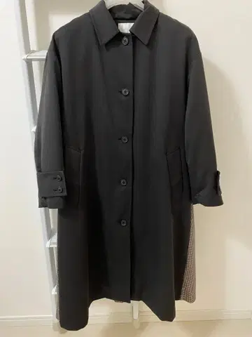 새상품급 하레 라이너 포함 스텐카라 코트 절개 코트 블랙 체크