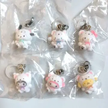 산리오 캐릭터즈 메지루시 액세서리 포근포근 스노우 컴프 세트