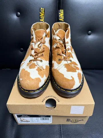 닥터마틴 5홀 송치 카우 패턴 27cm