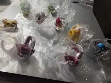 B.LEAGUE 마스코트 푹신푹신 링 캡슐 토이 9개