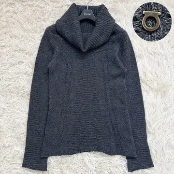 살바토레 페라가모 간치니 금장 장식 캐시미어 혼방 터틀넥 니트 S