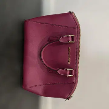 MICHAEL KORS 와인 레드 숄더백