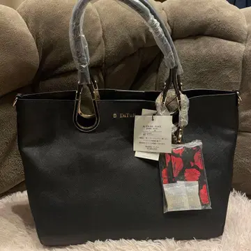 (새상품) DaTuRa 블랙 핸드백