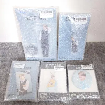 MAKI &TEAM 아크릴 스탠드 아크릴 키체인 캔뱃지