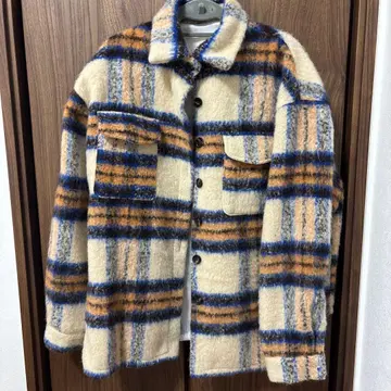 체크 무늬 플란넬 자켓