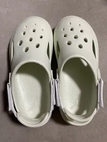 Jordan 화이트 클로그 샌들 새상품