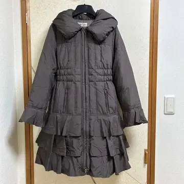 GALLERY VISONTI 프릴 다운 자켓 다크 브라운 사이즈 2