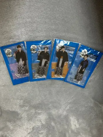 아크릴 스탠드 4개 세트 일본 의류 캐릭터