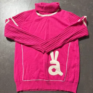 archivio 알치비오 핑크 터틀넥 스웨터