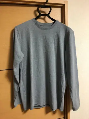 언더아머 그레이 긴팔 셔츠