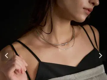 Knot design metal choker LE'RURE