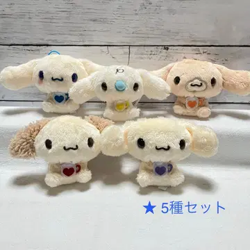 시나모롤 카페 컬러 마스코트 캐릭터 굿즈 시나몬 프렌즈