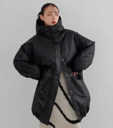 [ LIAN ] 리안 충전솜 후디 코트 블랙