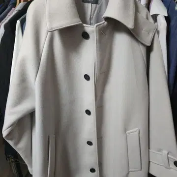 아이보리 스텐카라 코트