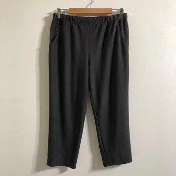 노브랜드 이지 팬츠 차콜 그레이