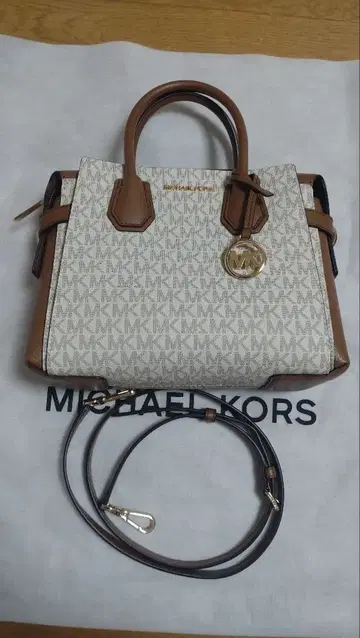 MICHAEL KORS MK 로고 핸드백