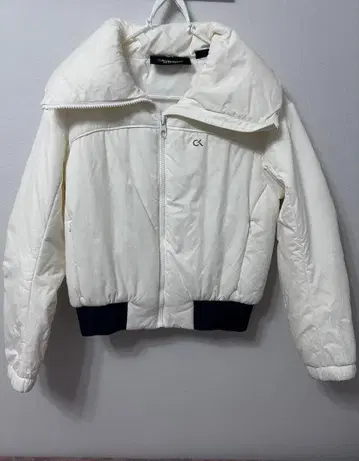 CALVIN KLEIN PERFORMANCE 다운 자켓 화이트