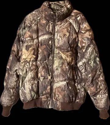 10x 리얼트리 패턴 다운 자켓