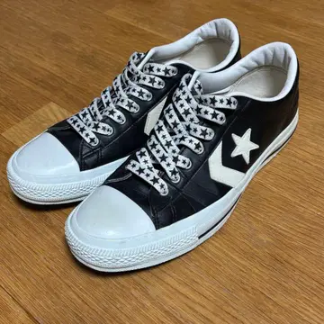 Converse 블랙 스니커즈