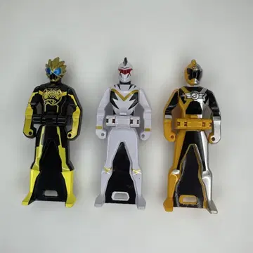 BANDAI 해적전대 고카이저 레인저 키 3개 세트 낱개 판매 불가