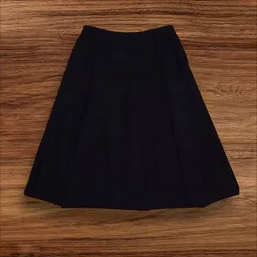 Yorkland 네이비 미디 스커트 6개 플리츠 울 100%