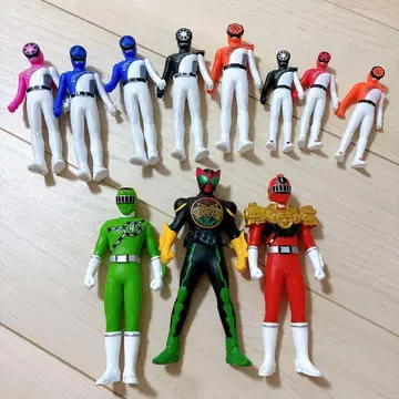 슈퍼전대 히어로 피규어 세트