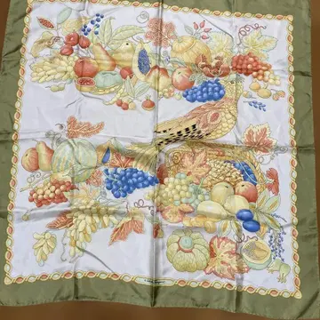 페라가모 스카프 실크