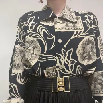 블랙 블랙 베이지 계열 올 패턴 아트 패턴 레트로 구제 의류 패턴 셔츠