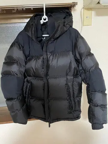 NORTH FACE 블랙 후드 부착 다운 자켓