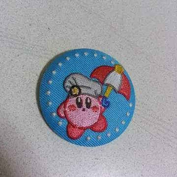 커비 카페 자수 배지 우산을 든 커비