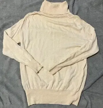 그린 라벨 릴랙싱 니트 화이트