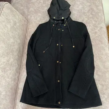 ZARA 블랙 후드 부착 코트 XS