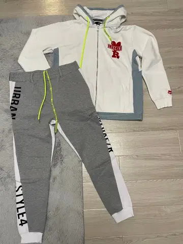 LUXE/R 후드 맨투맨과 팬츠 셋업