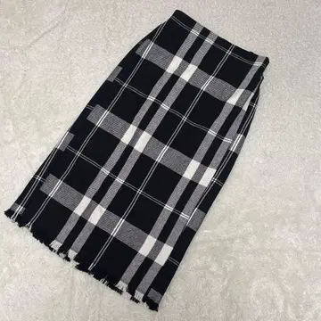 인터플래닛 빅 체크 스커트 트위드 타이틀 스커트