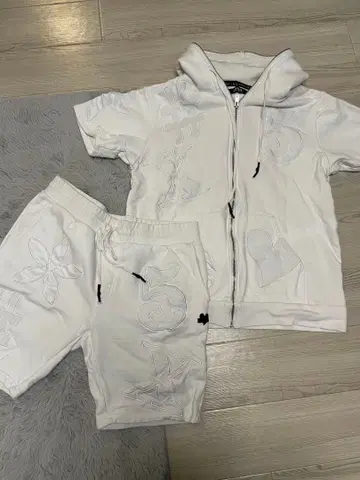 LUXE/R 맨투맨 셋업