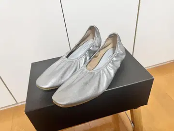 실버 플랫슈즈 발레 슈즈