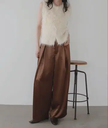 새틴 턱 와이드 팬츠