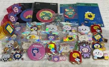 TRUZ 캐릭터 굿즈 세트