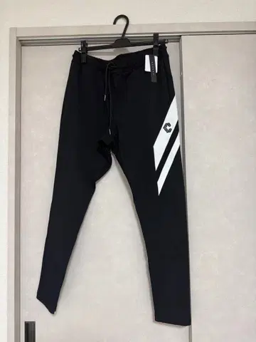 미사용 새상품 CRONOS 팬츠 L