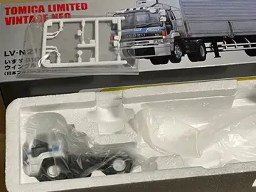토미카 리미티드 빈티지 NEO 이스즈 810 EX 헤드만