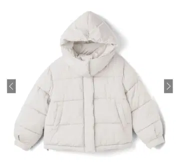 화이트 후드 부착 다운 자켓